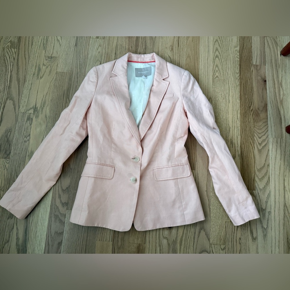 Banana Republic Light Pink Blazer